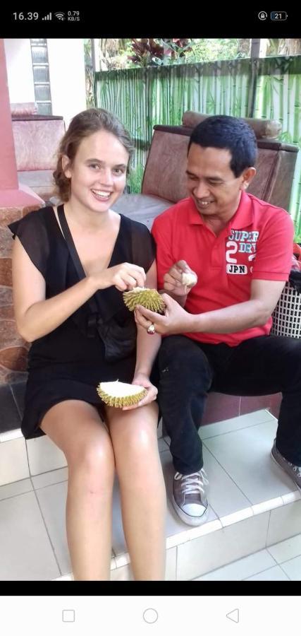 Belitung Backpacker Apartman Tanjung Pandan Kültér fotó