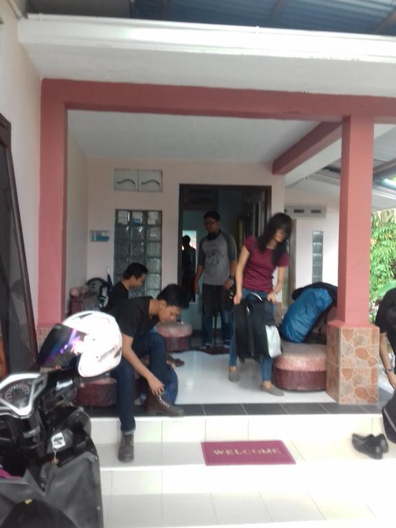 Belitung Backpacker Apartman Tanjung Pandan Kültér fotó