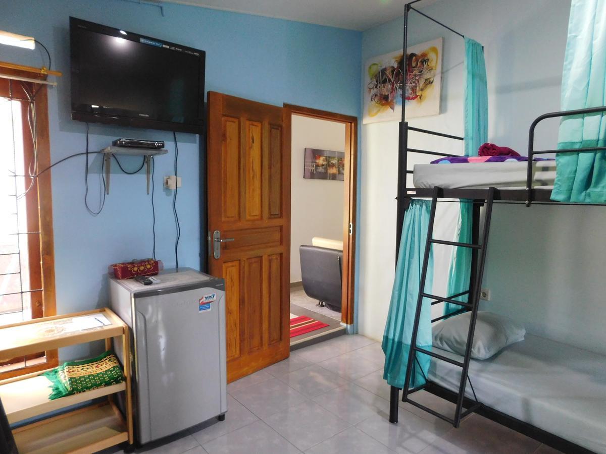 Belitung Backpacker Apartman Tanjung Pandan Kültér fotó
