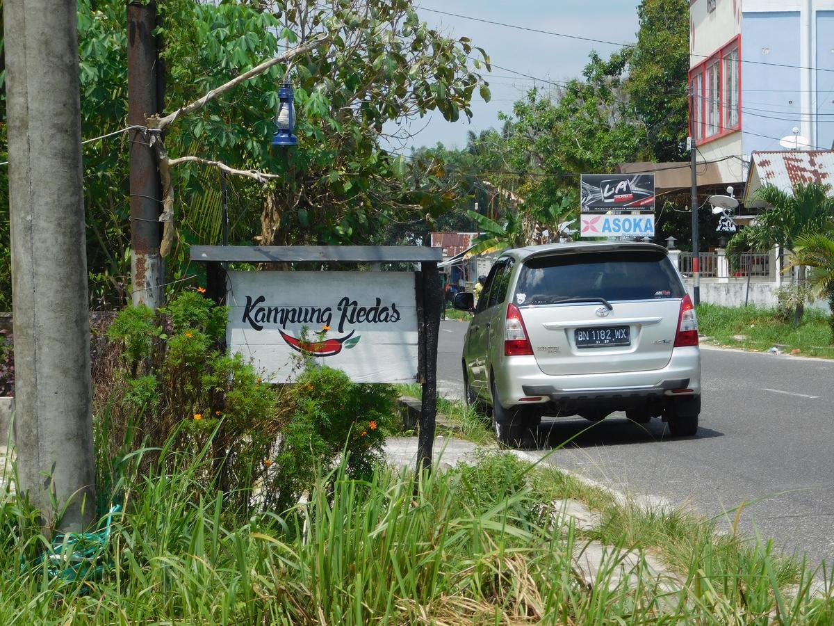 Belitung Backpacker Apartman Tanjung Pandan Kültér fotó
